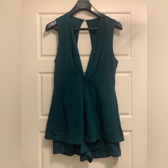 Cupshe Romper - Picture 2 of 3